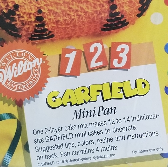 Wilton 123 Garfield Cat Mini Cake Baking Pan Mold Indonesia 1993 #2105-9441 - Picture 6 of 7